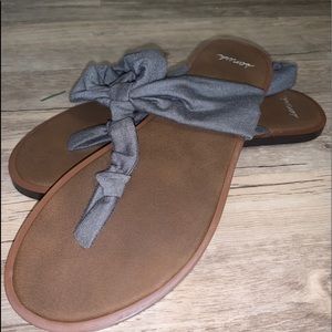 Sanuk Yoga Sandals